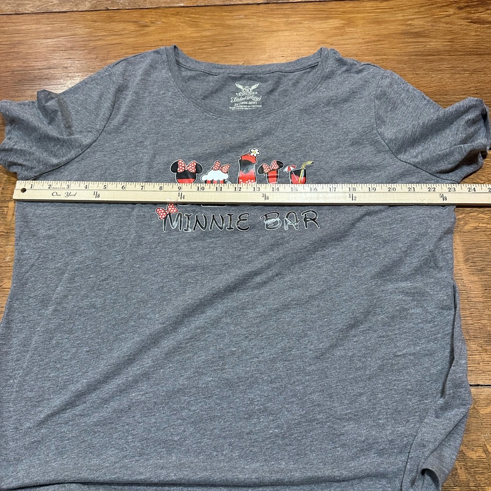 Disney women’s 2X tshirts Star Wars Graphic Tee Bundle - Picture 3 of 8